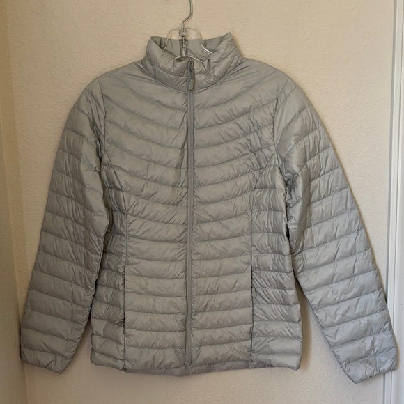 Jackets & Blazers - Light Gray Packable Quilted Puffer Jacket - Women